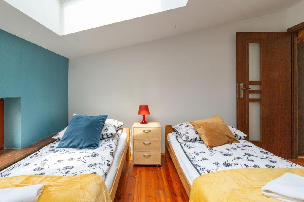 Apartament Pauza 3 Bedroom Apartment! Old Town