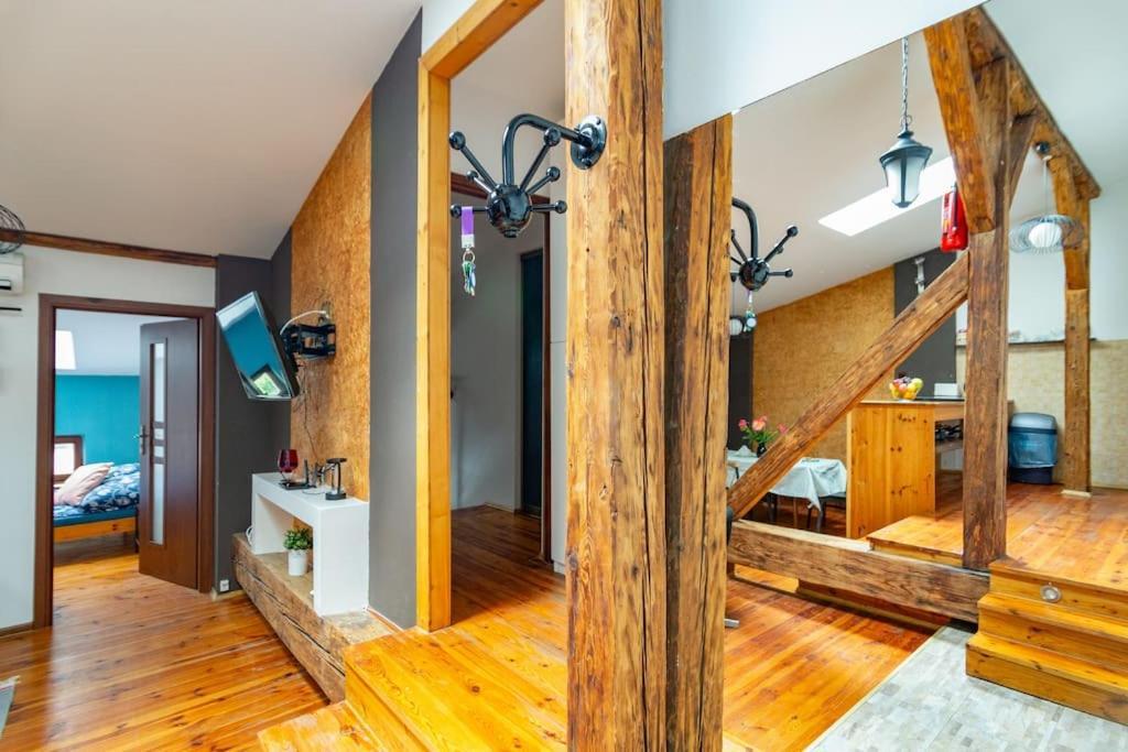 Apartament Pauza 3 Bedroom Apartment! Old Town